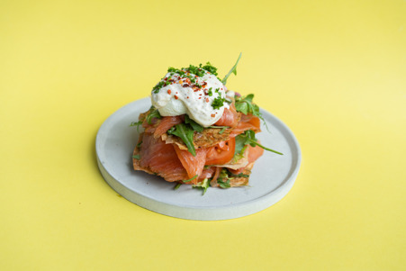 Paasbrunch: Filotorentje met gerookte zalm