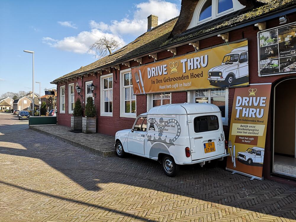 in den gekroonden hoed